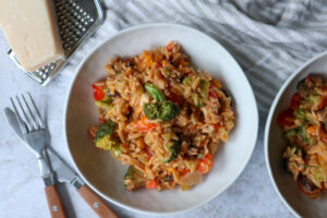 Romige orzo met kip en broccoli